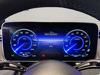 SUV Mercedes-Benz EQE 13 av 15
