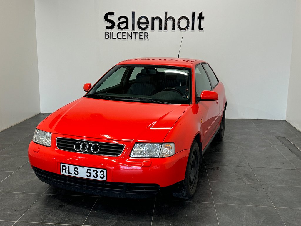 Audi A3 3-dörrar 1.6 Attraction 4600mil MKT FINT SKICK