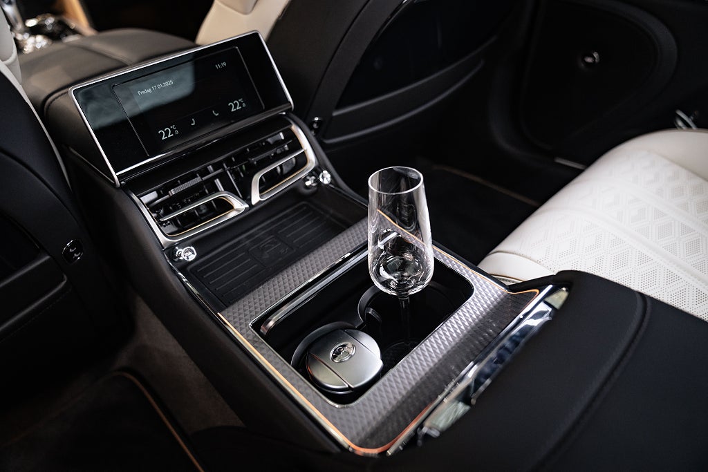 Gallery image 18 of 28