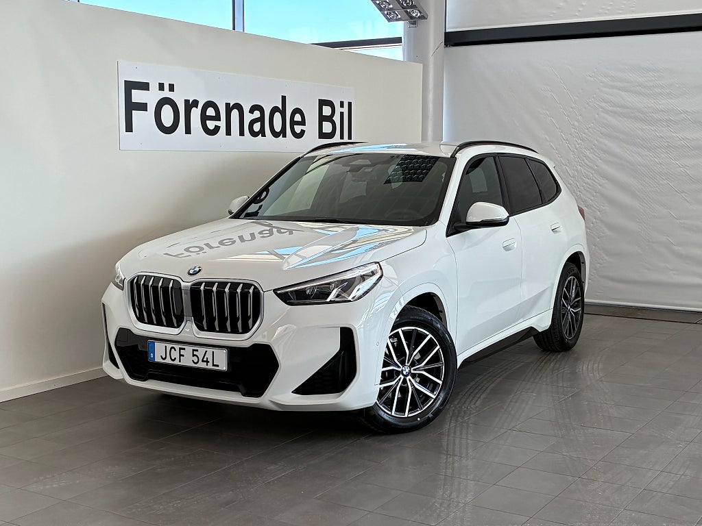 BMW X1 sDrive18i M Sport Drag Rattvärme fr. 5.605 kr/mån