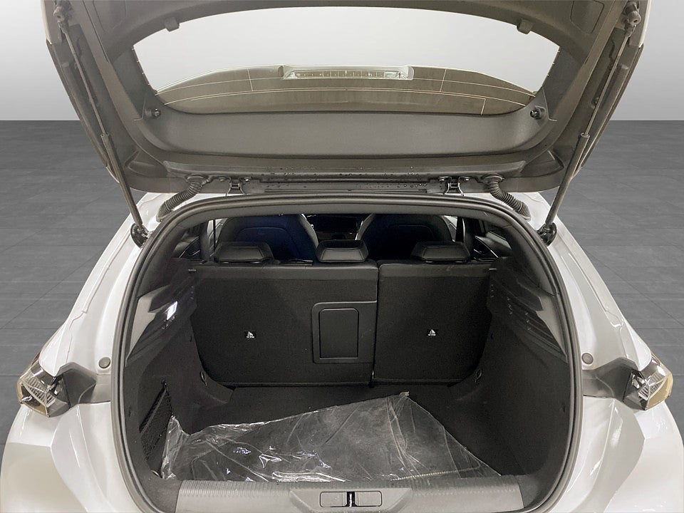 Bild på Peugeot 308 5D GT 1.2 PT 130hk Aut - 360,ELSTOL,CARPLAY