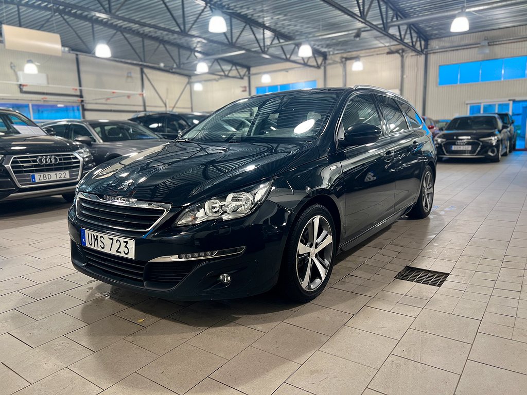 Peugeot 308 SW 1.2 e-THP Active UTR !