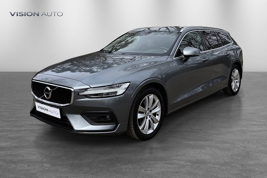 Volvo V60 D3 Geartronic Momentum Euro 6 / Helläder / Drag  / Moms