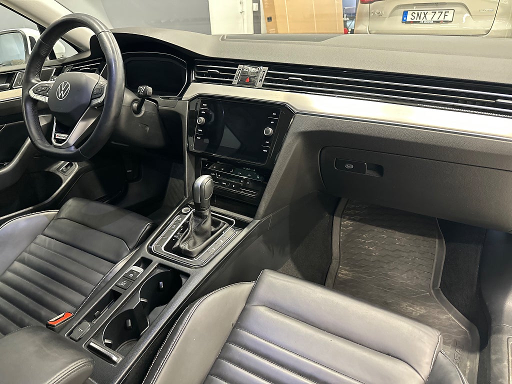 Volkswagen Passat 2.0TDI 200hk4Motion GT4.99%/Drag/Cockpit/Värmare/Skinn