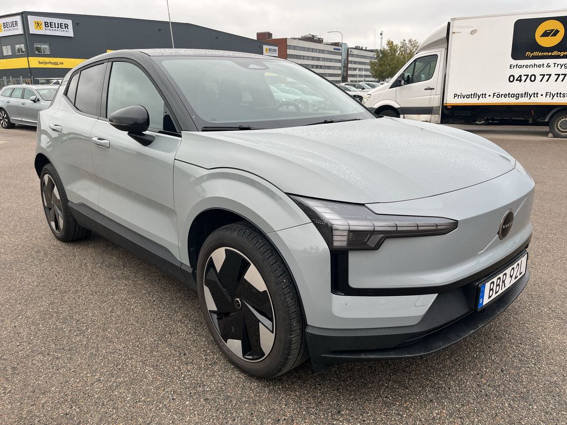 Volvo EX30 2024, kuva 6/10