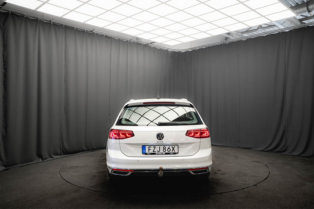 Volkswagen Passat GTE EXECUTIVE DRAG KAMERA CARPLAY MOMS