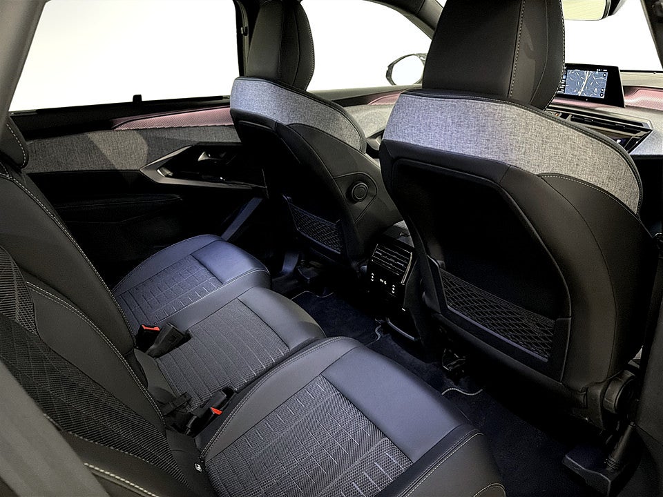 Bild på Peugeot 5008 GT Hybrid 145hk Aut 7-SITS B-KAMERA CARPLAY