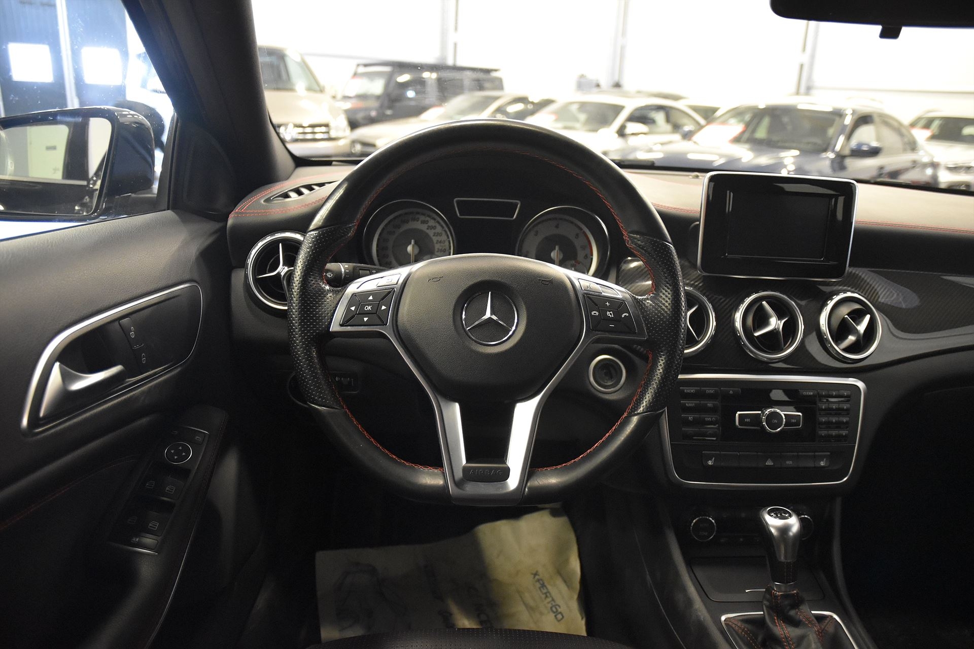 Mercedes-Benz GLA 2015, kuva 2/32