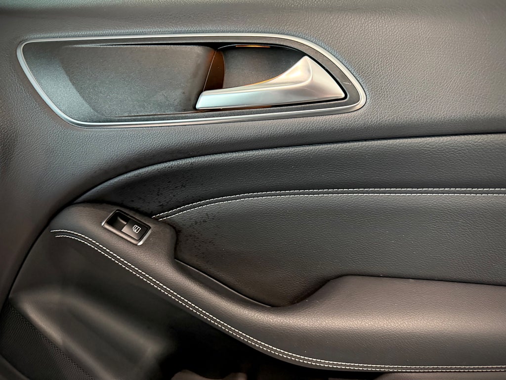 Mercedes-Benz B 180 7G-DCT Urban SE Edition - bild 15