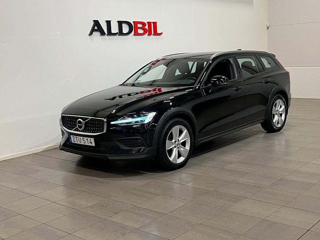 Volvo V60 Cross Country D4 190hk AWD SE ll Aut / PDC / VOC