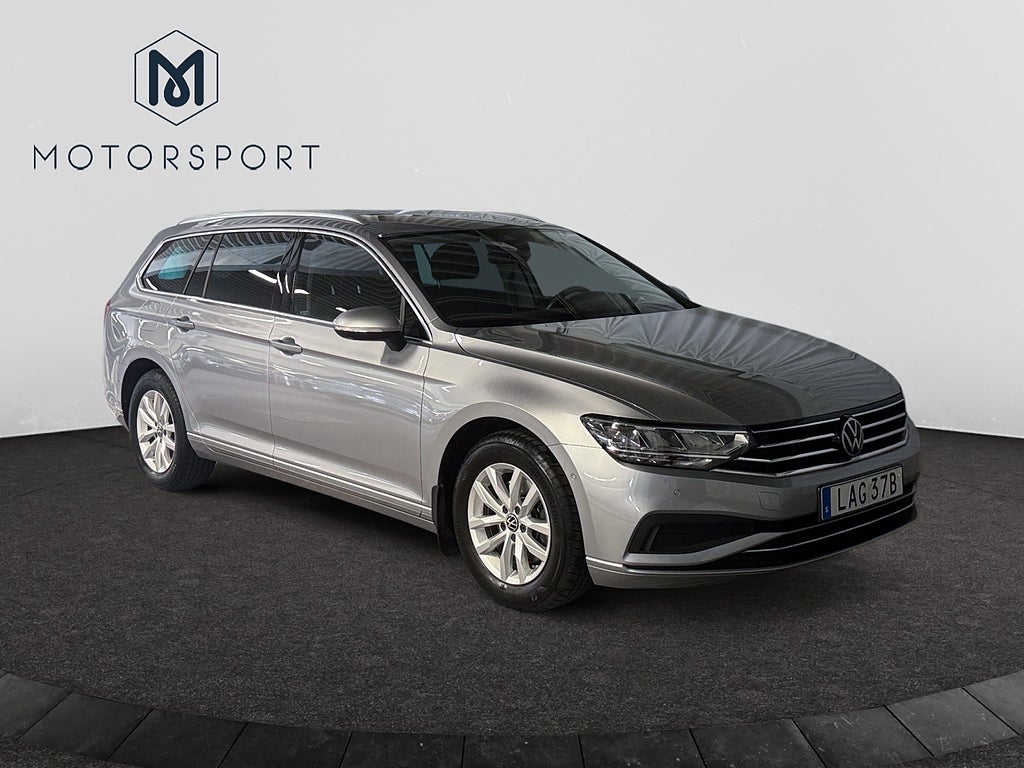 Volkswagen Passat Sportscombi 1.5 TSI Aut Adapt farth Dragkrok Rattvärme bild 2