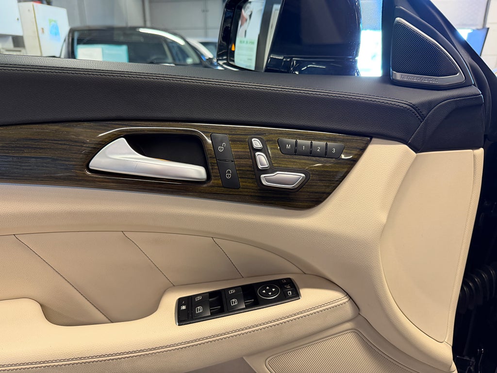 Mercedes-Benz CLS 2015 - miniatyr 9