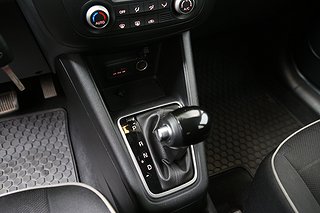 Halvkombi Kia Venga 10 av 18