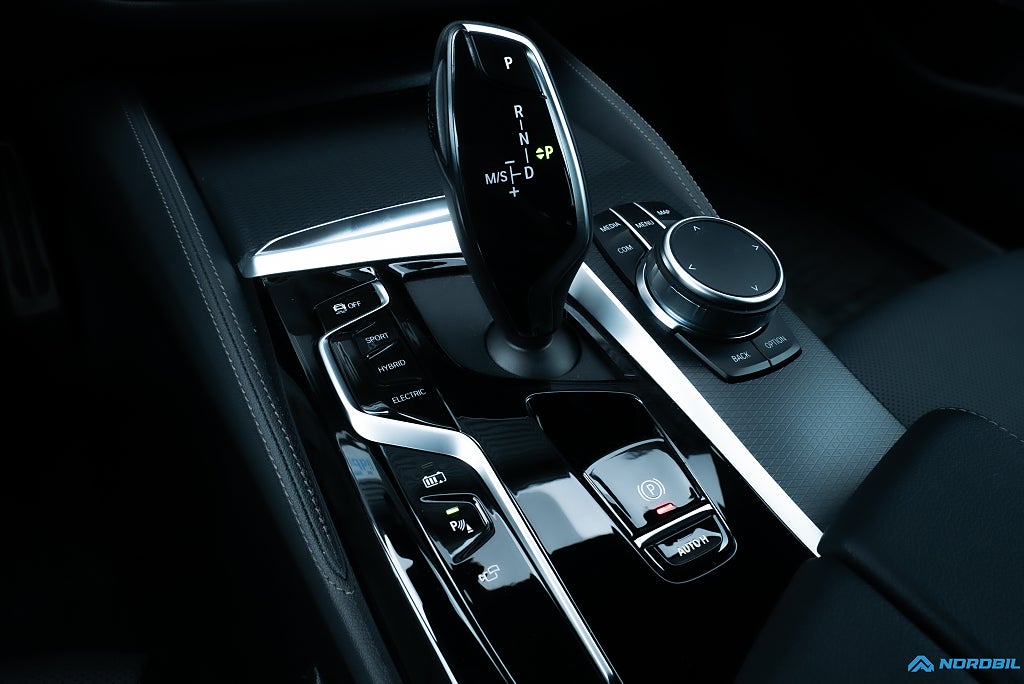 BMW 530e