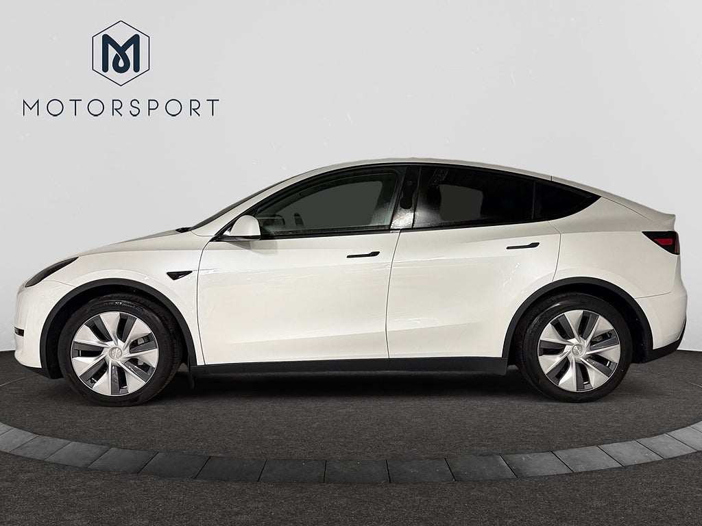 Tesla Model Y AWD Long Range 514hk Adaptiv Farth 19" Pano Helskinn bild 4