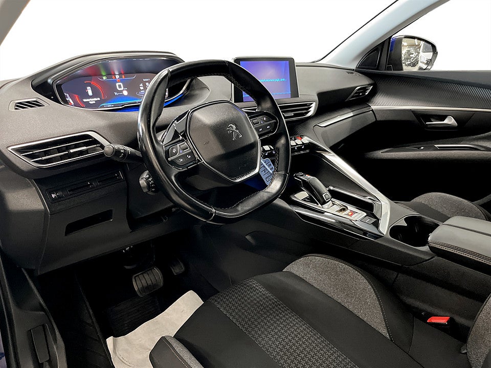 Bild på Peugeot 3008 Active 1.2 PT 130hk Aut DRAG P-SENSORER BAK
