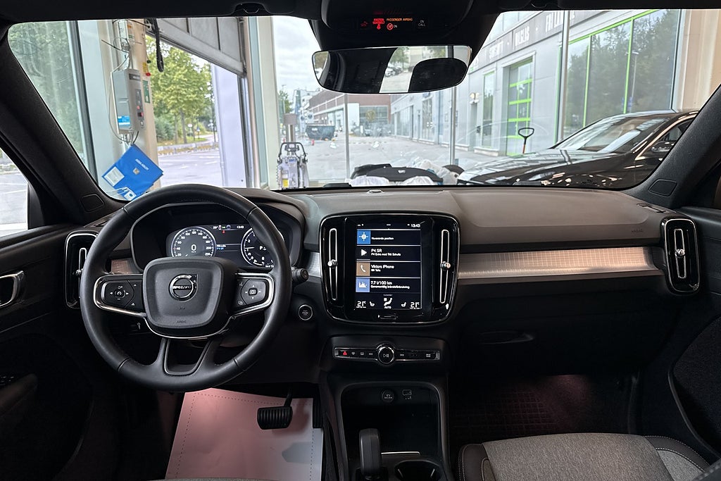 Volvo XC40 B4 Momentum Advanced Pro Edt Kamera/Värmare/Drag