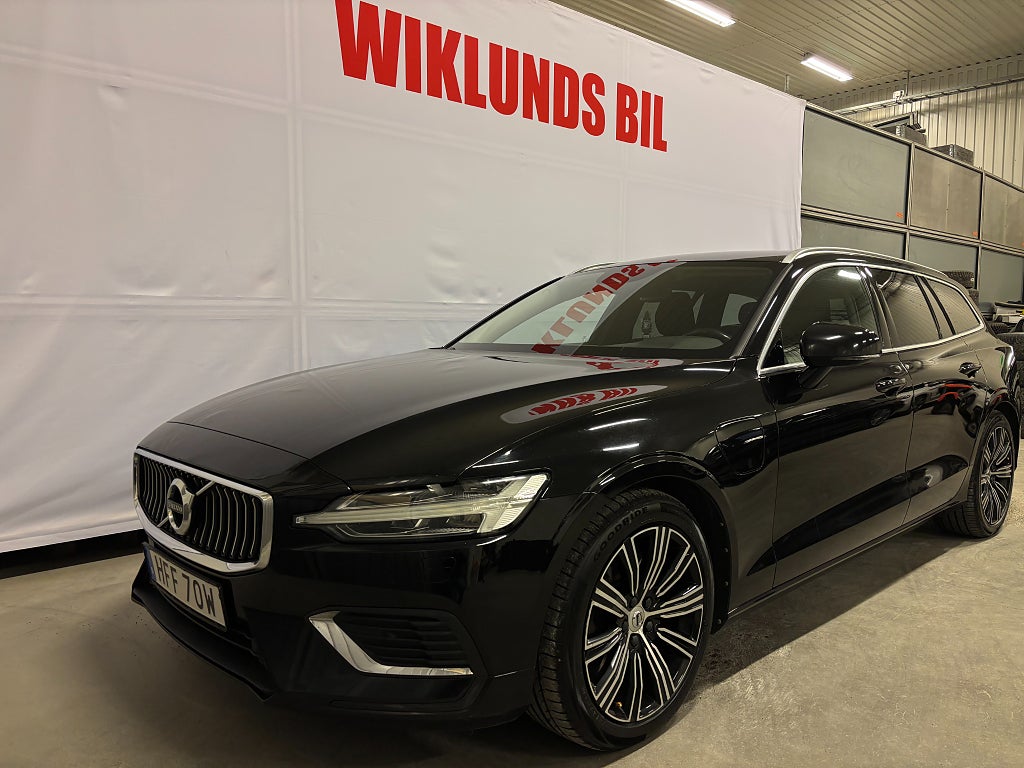 Volvo V60 Recharge T6 AWD Geartronic Inscription Expression