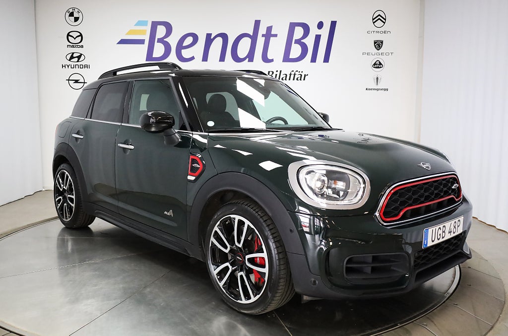 MINI Countryman John Cooper Works | Panorama | Maximise