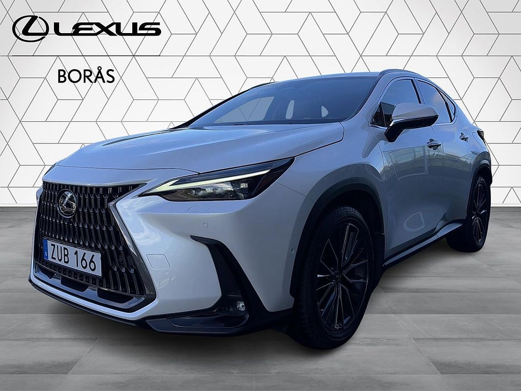 Lexus NX450H+ NX 450h+ AWD Luxury Drag, MOMS