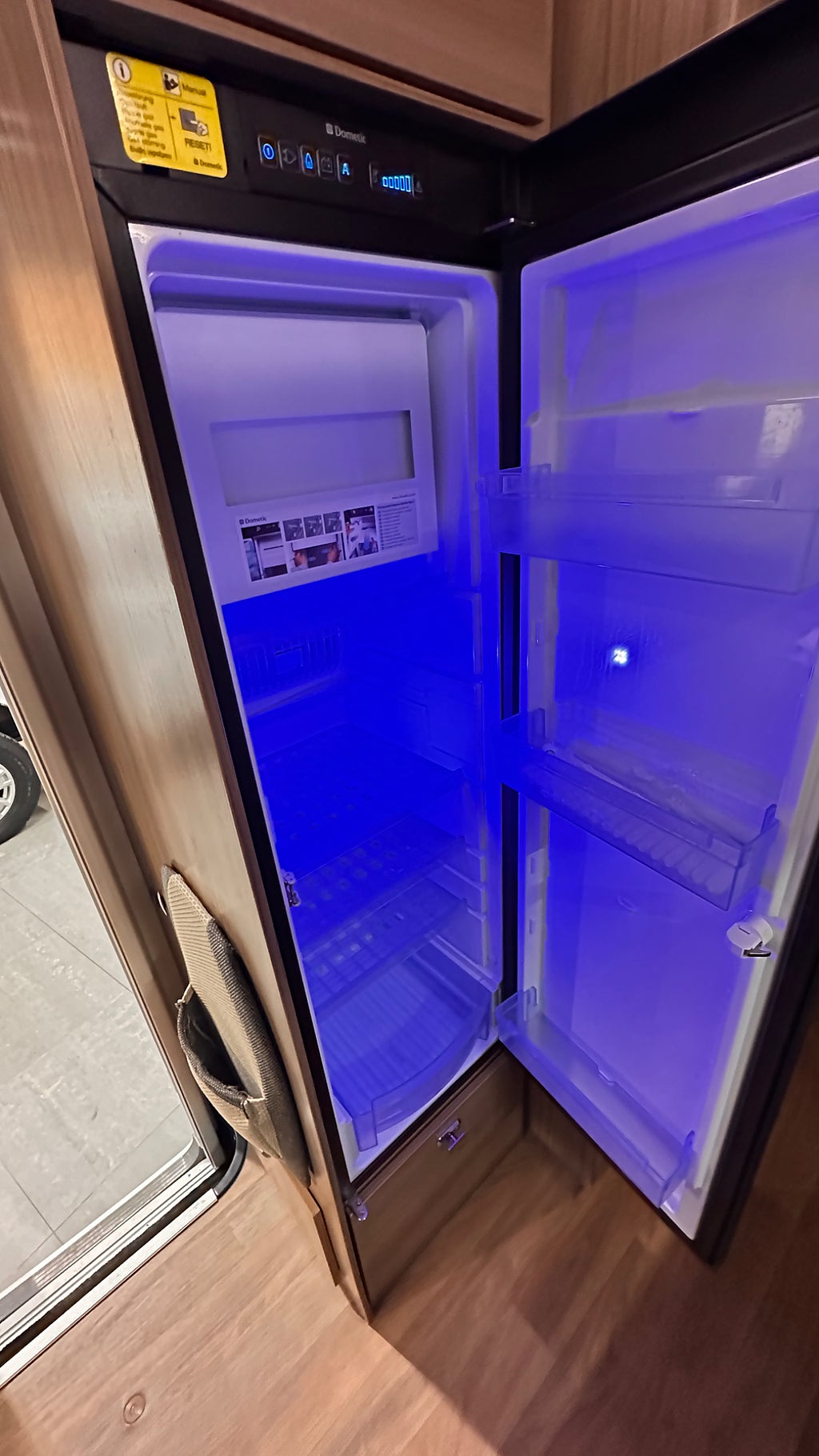 Swift 794 QB Toscane 150HK, Dubbelsäng, 1 ägare thumbnail