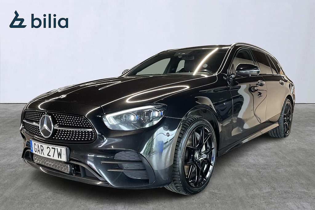 Mercedes-Benz E 300 T de AMG Line/V-Hjul/Dragkrok/Ledramp...