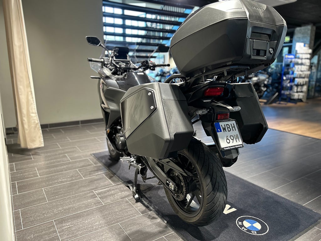 Honda NT1100D / 3,45% Ränta / 3st väskor / Automat / Endast 480 mil