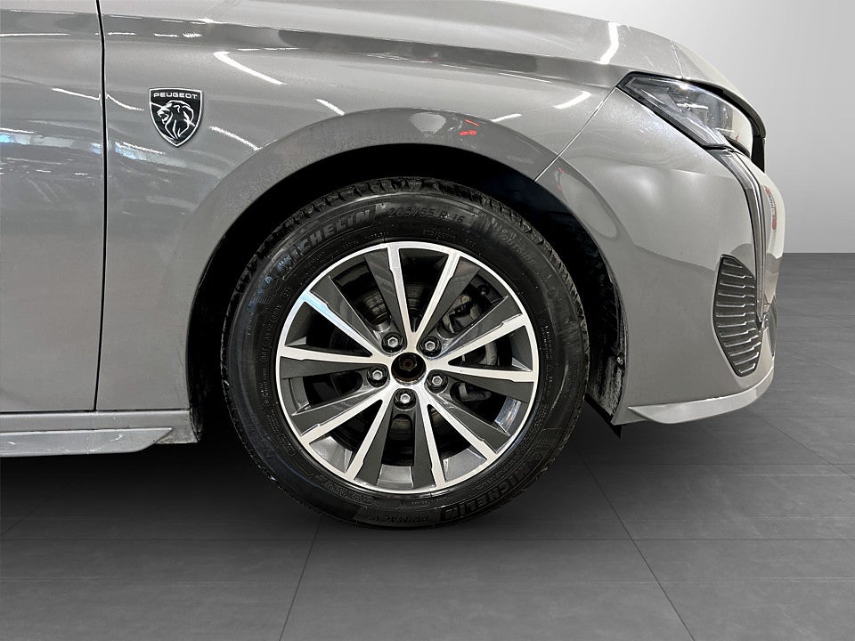 Bild på Peugeot 308 5D GT 1.2 PT 130hk Aut B-KAMERA CARPLAY