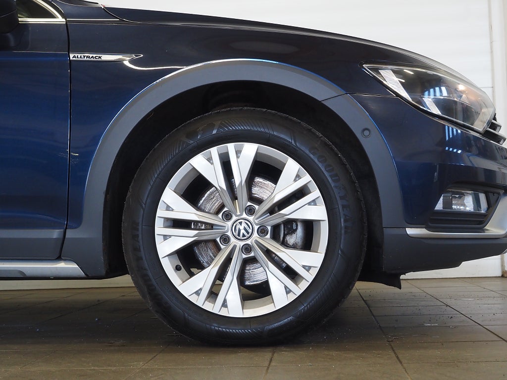 Volkswagen Passat Alltrack 2.0 TDI 190hk DSG | Drag | Backkamera |