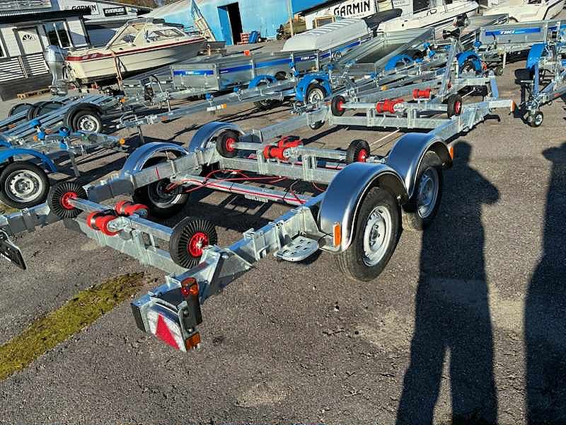 Gaupen 2000 kg boggie 80 km/h bromsad trailer - Ny 