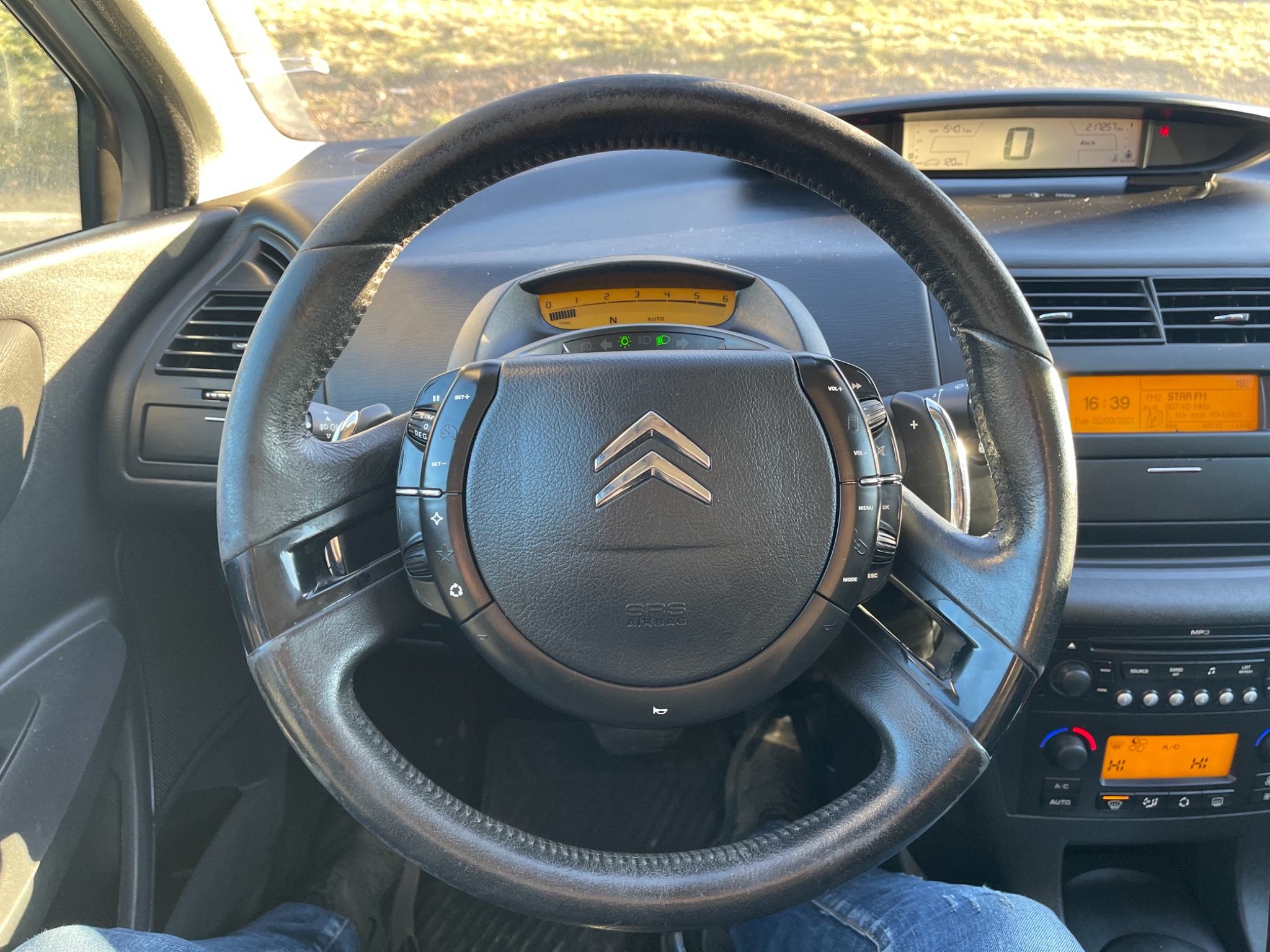 Citroen C4 1.6 HDiF EGS 109hk 2008, bild 6/31