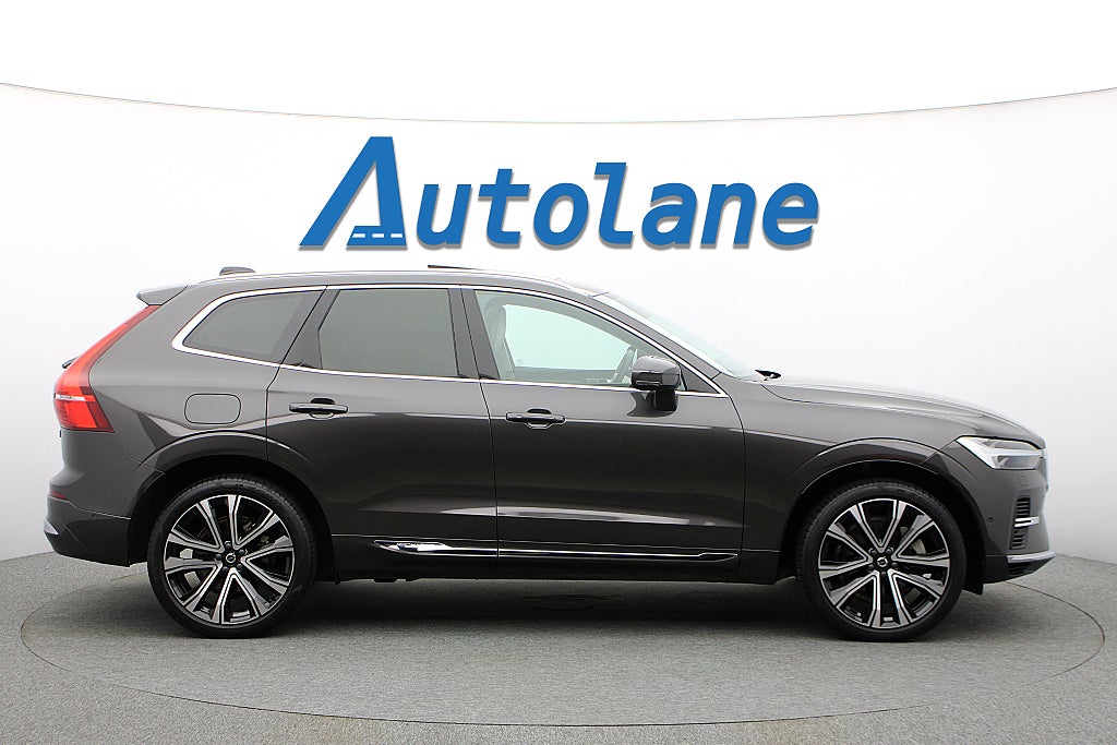Volvo XC60 Recharge T6 AWD Plus Bright Pano, 360, Skinn MOMS 360hk