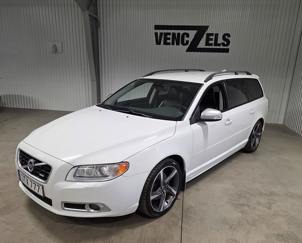 Volvo V70 D3 R-Design Dragkrok Värmare Kamrem bytt Mycket fin