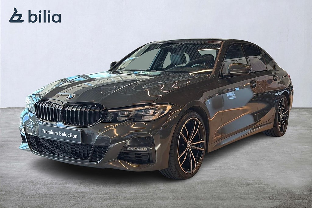 BMW 320D xDrive Sedan M Sport | Navi | Värmare | H&K | Drag | 19