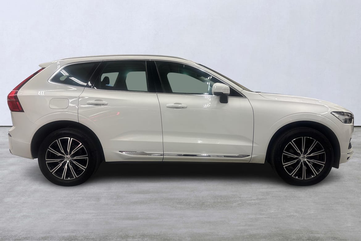Volvo XC60 T6 Expression 2021, photo 3/10