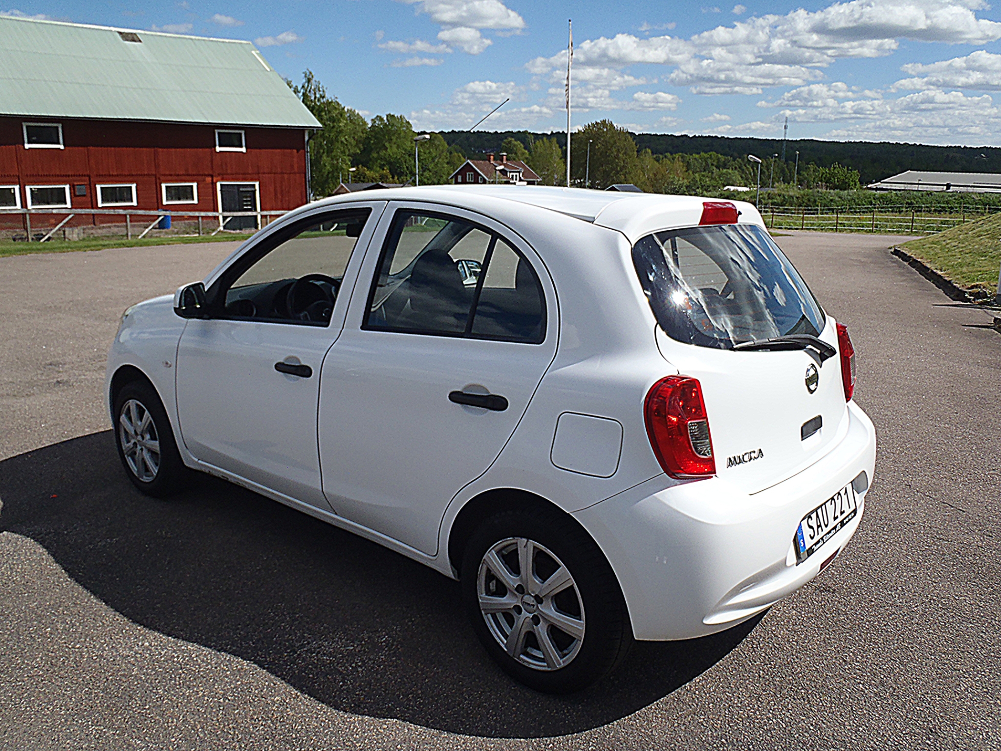 Nissan Micra 1.2 80hk, AC 2016, bild 4/40