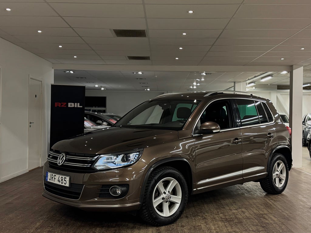 Volkswagen Tiguan 2.0 TDI R-LINE 4Motion Pano*1600kr/mån*