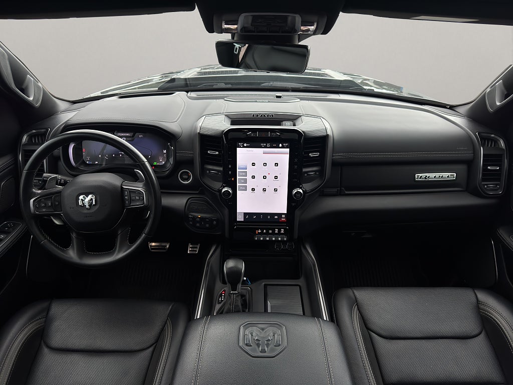 Dodge RAM Crew Cab V8 HEMI 1500 4×4 Rebel G/T Package - bild 9