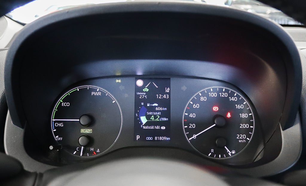 Toyota Yaris Hybrid CVT Active B-kamera Säkerhetspaket Moms