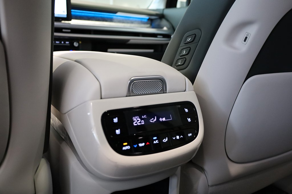 Hyundai IONIQ 9  Advanced AWD 110,3 kWh - Räckvidd 606km 2026