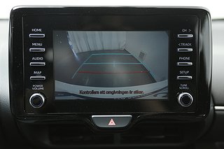 Halvkombi Toyota Yaris 19 av 23
