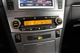 Kombi Toyota Avensis 17 av 19