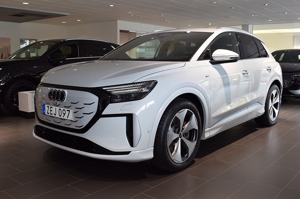 Audi Q4 e-tron Quattro 220kW S-line Nya Modellen