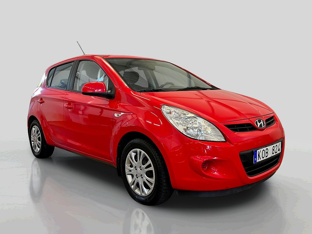 Hyundai i20 5-dörrar 1.4 Select 5000 mil Automat 101hk