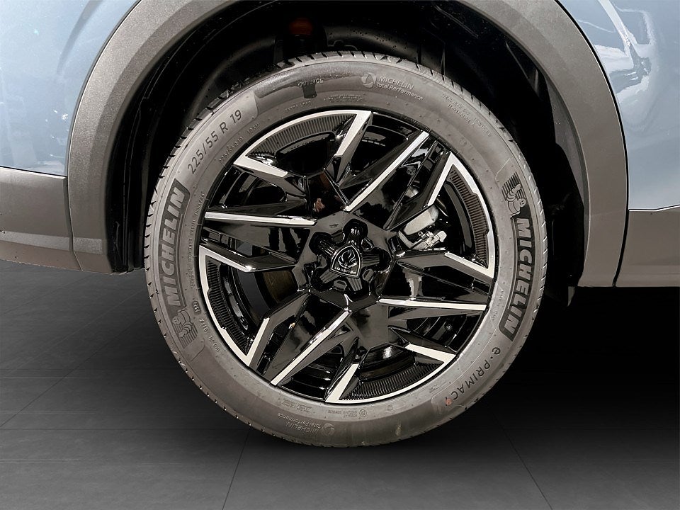 Bild på Peugeot 5008 Allure Hybrid - KAMPANJ! PRIVATLEASA FRÅN 24 MÅN