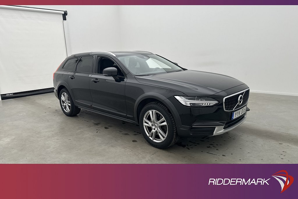 Volvo V90 Cross Country D4 AWD Plus VOC Värm CarPlay Drag