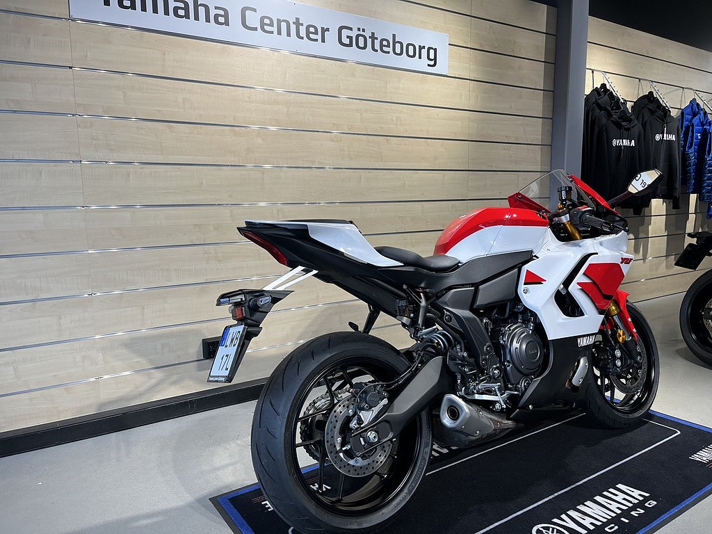 Yamaha YZF-R7 70th Anniversary / NU: 124 900kr!