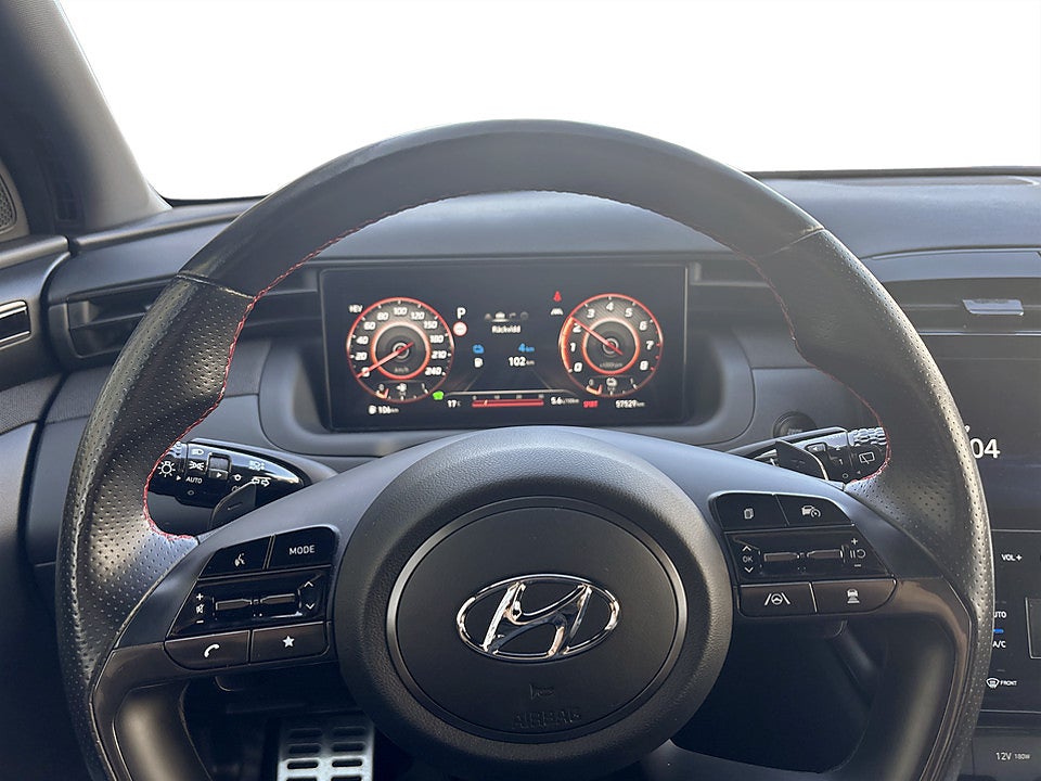 Bild på Hyundai Tucson N-Line PHEV 265hk Aut 4WD ELSTOL B-KAMERA NAVI