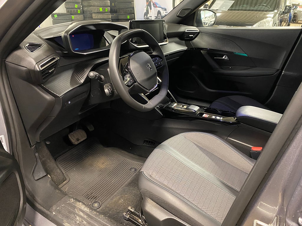 Bild på Peugeot 2008 e- Allure Pack Electric 136hk