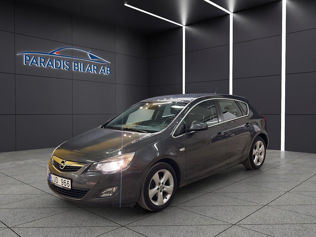 Opel Astra 1.4 Turbo Enjoy Nyservad